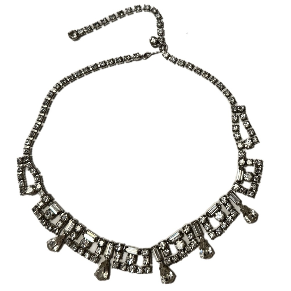 ‎Necklace
